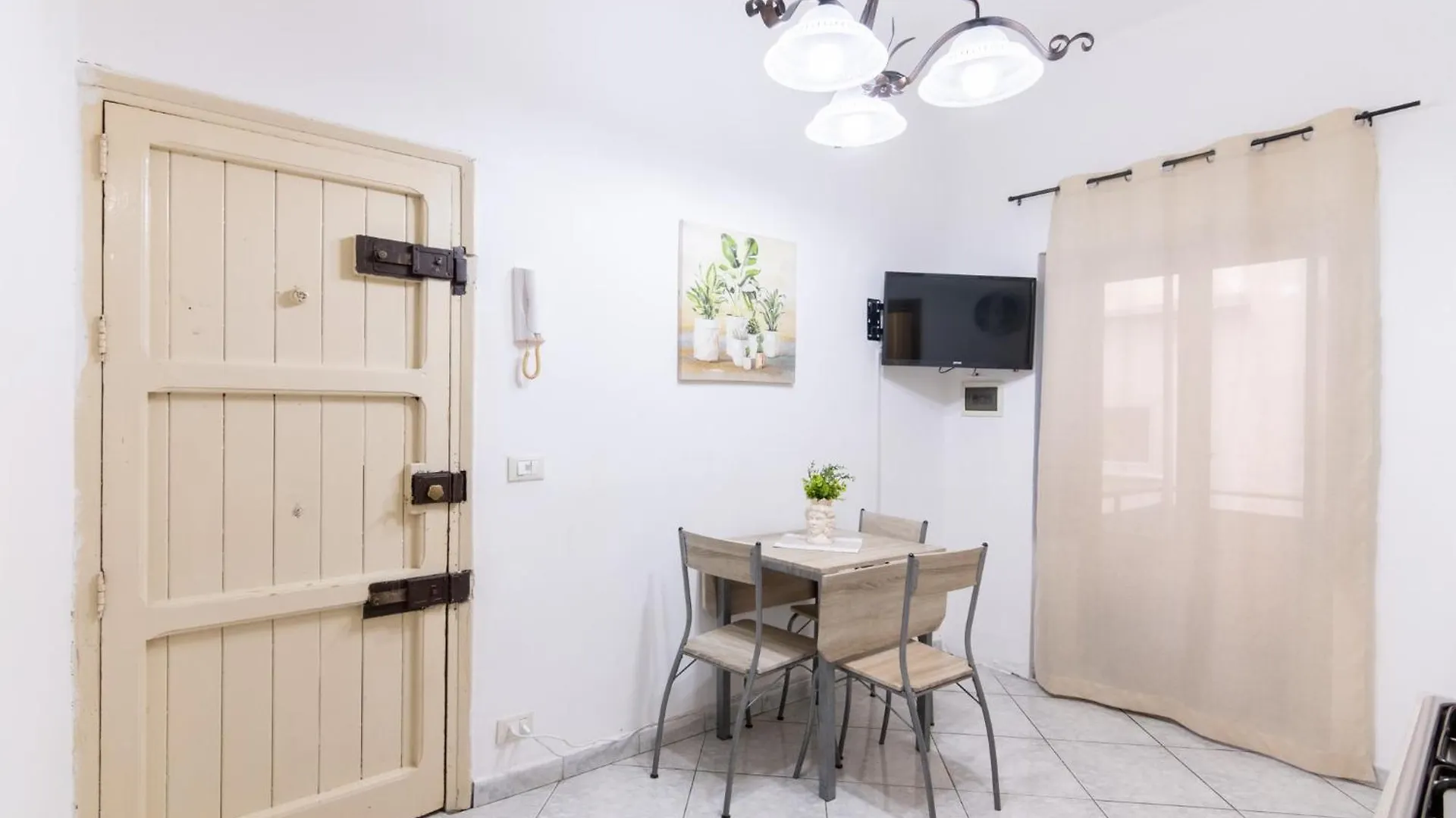 Alessandra Little Apartment Palermo Italy